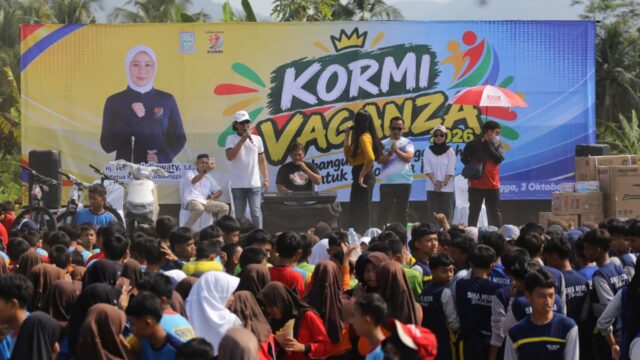 RIBUAN WARGA PADATI LAPANGAN MEKAR JAYA, KORMI VAGANZA 2026 SUKSES GEBRAK BOBOTSARI